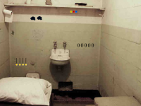 Prison Celler Room Escape